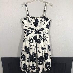 Jessica Howard Ivory/Black Floral Cocktail Dress